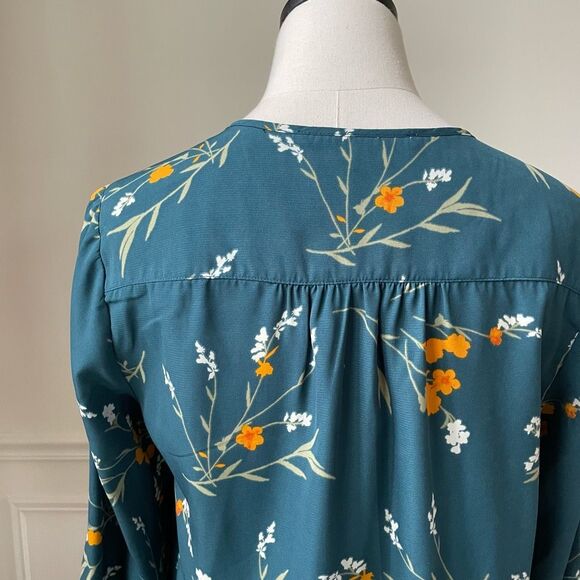 Collective Concept Stitch Fix Open Front Knotted Green Floral Blouse M Petite - Picture 7 of 9